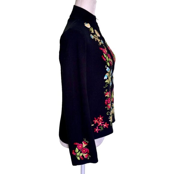 Cambridge Dry Goods Women's Black Zip Up Embroidered Sweater Cardigan Size Small - Picture 3 of 5